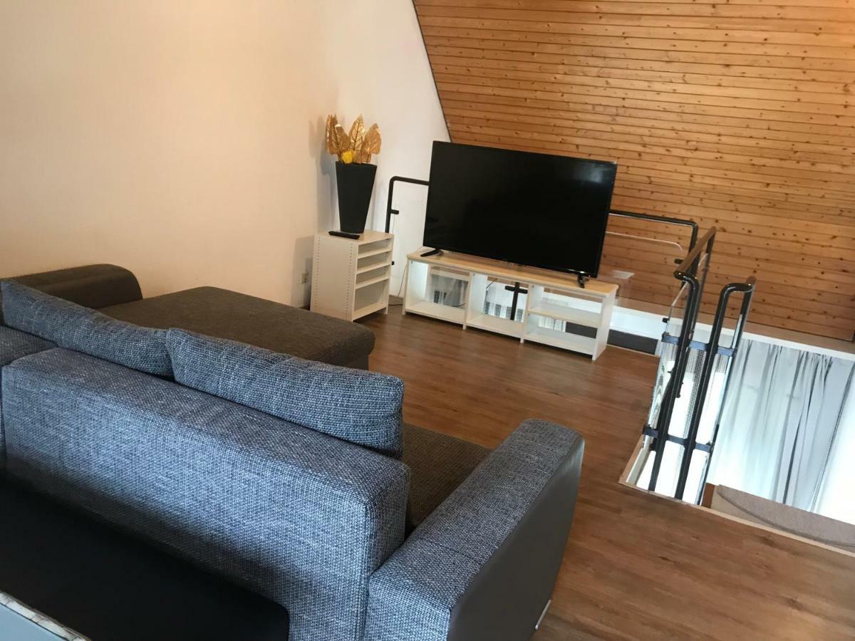 Bames Badurach Metzingen Stuttgart Apartment