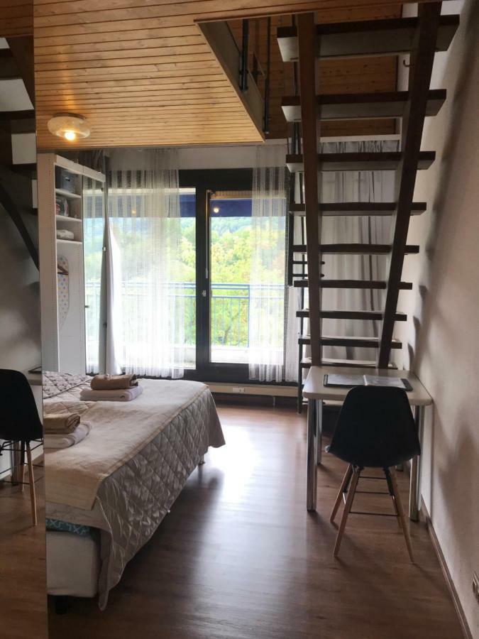 Bames Badurach Metzingen Stuttgart *
